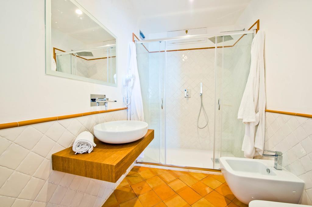 Casa Cinque Lägenhet Positano Exteriör bild